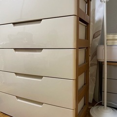 【値下げしました】値段交渉有り・中古５段引出しチェスト（タンス）プラスチック製の画像