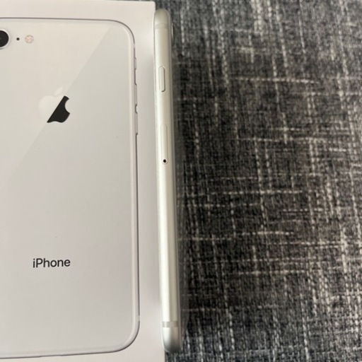 iPhone8 256GB simロック解除済　ケース付