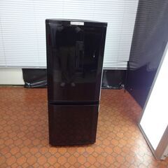 ID 992916　冷蔵庫　２ドア三菱146L　２０２０年製　MR-P15E-B1