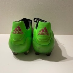 サッカーシューズ　スパイクの画像