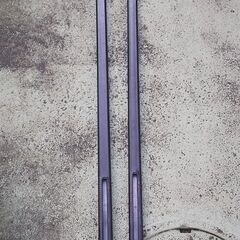 THULE 鍵付き　フット754とキット1545　中古です、バーとセットで　6000円！の画像