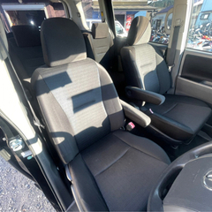 ★支払い総額27.8万円★ 車検令和6年1月まで トヨタ ヴォクシーZ 8人　車検2年付コミコミ 限界値！左パワスラ 機関良好!!!の画像