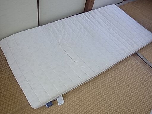 西川の凹凸プロファイル敷布団、シングルサイズ、オレンジ色