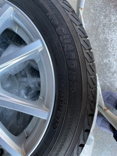 ヨコハマice GUARDスタッドレスタイヤ4本セット155/65R14