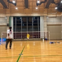 バドミントンやりましょう！