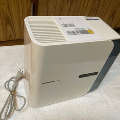 Panasonic  加熱気化式加湿機　要りませんか？