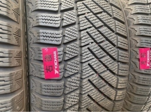 215/60R17  ヨコハマタイヤ スタッドレス タイヤ ホイル付き
