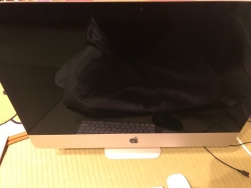 iMac 1T 8GB 21.5インチ　apple マウス付き