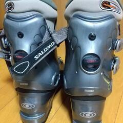 再値下げ！SALOMONスキーブーツ 23.5cmの画像