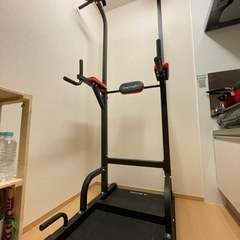 懸垂マシン　筋トレ
