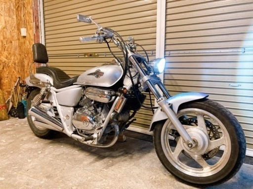 ホンダ　マグナ250 配送可能　支払いは現金or振り込みも可能　シルバー
