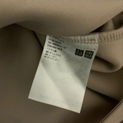美品　ユニクロ　カットソー　サイズM 身幅46、着丈54センチの画像