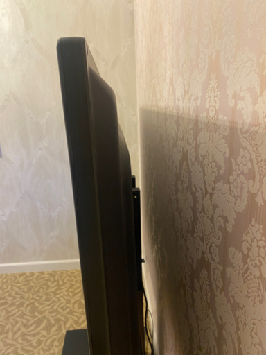 LG 3D 60型テレビ