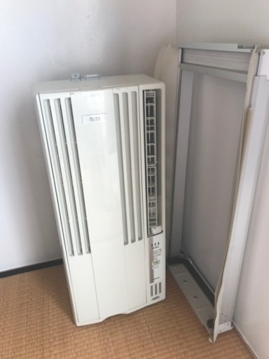 窓取付エアコン