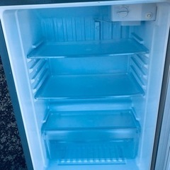 ♦AQUA ノンフロン直冷式冷凍冷蔵庫【2017年製】AQR-111F AQR-111F | アクア株式会社（AQUA）｜生活家電