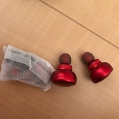 ワイヤレスイヤホンの画像