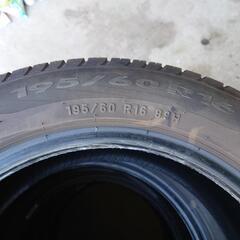 PIRELLI ピレリ　CinturatoP6 195/60R16　タイヤのみ４本　セレナなどに　の画像