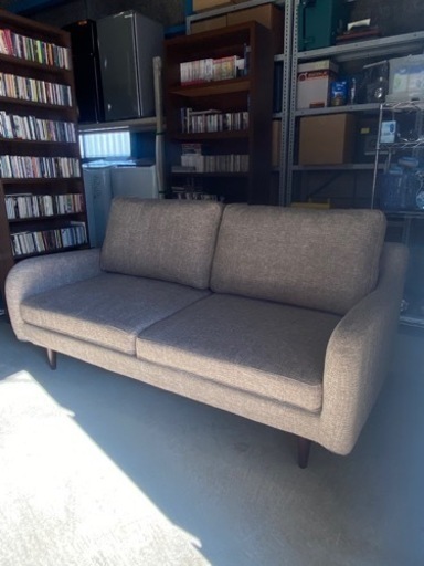 美品!!激安2人掛けソファー!!布張り 格安自社配送もご相談ください!!