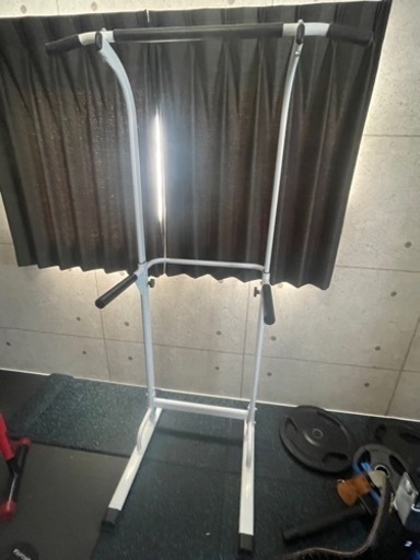 懸垂バー　懸垂　健康器具　ぶら下がり　筋トレ