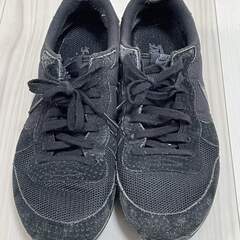【中古】　現状優先　ナイキ　NIKE スニーカー　黒　インターナ...