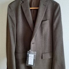 新品　未使用　タグ付　メンズスーツ　M　茶　a.v.v(アーヴェ...