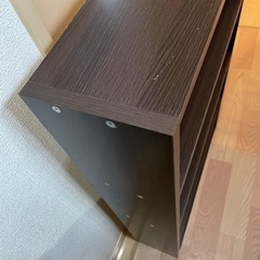 漫画用4段本棚の画像