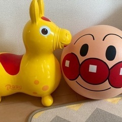 乗用イエローロディ　アンパンマンミュージアムボール