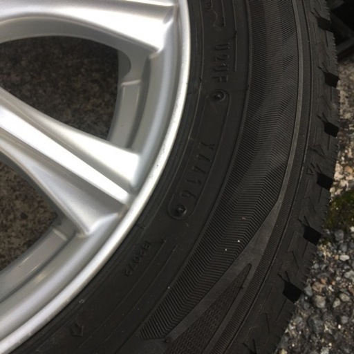 お話中軽自動車用　スタッドレスタイヤとアルミホイール　155/65R13