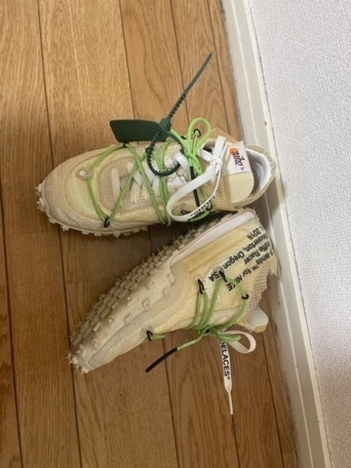 NIKE オフホワイト
