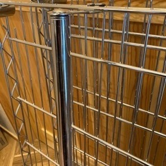 メタルラック　大きめの画像