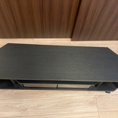 【美品】コーナーに置きやすい！台形型のテレビボードの画像