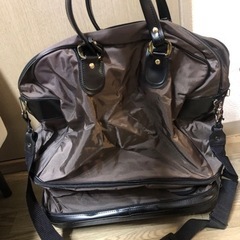 旅行カバンの画像
