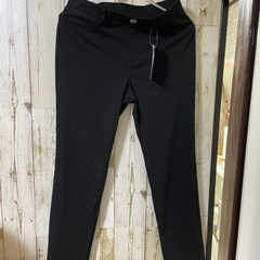 ベルーナ　パンツ　新品