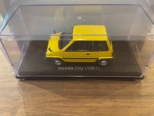 【新品・未使用】ホンダ　シティ　1981　イエロー　honda city　国産名車　コレクション　ミニカー