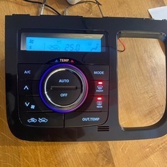 スズキ ワゴンRスティングレー エアコンパネルLED打ち替え加工作業