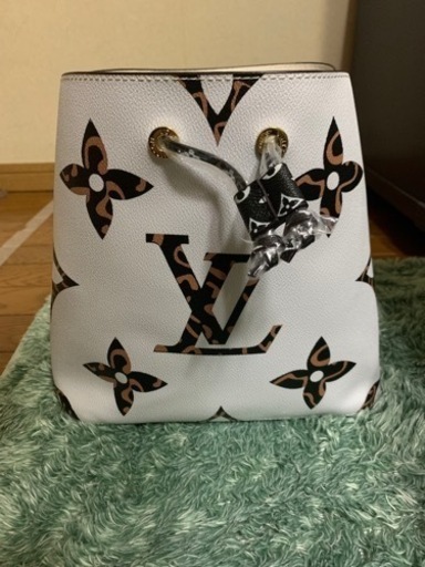 VUITTONのバッグ