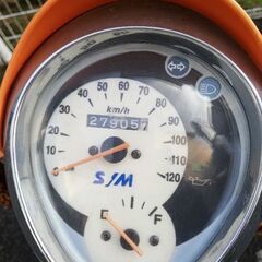 SYM　UMI100　バイクの画像