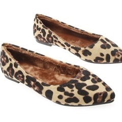 ヒョウ柄パンプスの画像