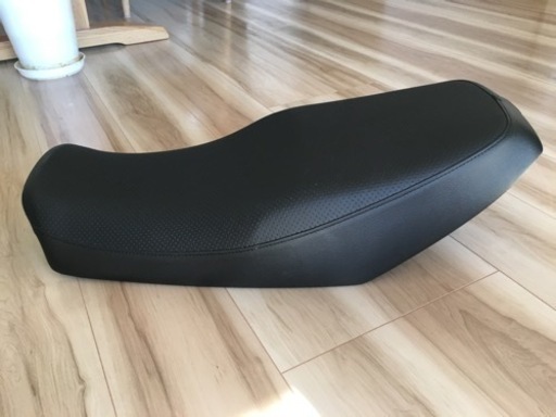 sr400・５型・ヤマハ純正・ローダウンシート