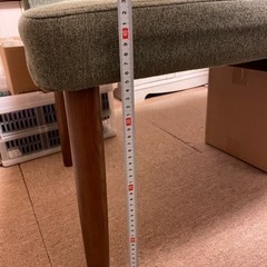 グリーンのベンチの画像