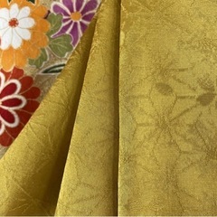 振袖 美品 名品 かわいい 桜 手毬 金糸 金彩 黄土色 袷の画像