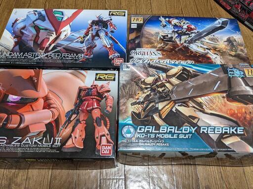 ガンプラ組立済　５体セットで