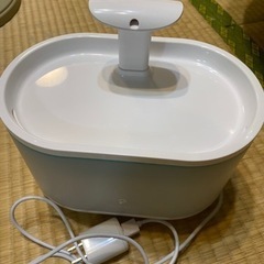 PETLIBROペット用自動給水機　PLWF002