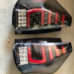 【値下げ】プリウスa用テールランプの画像