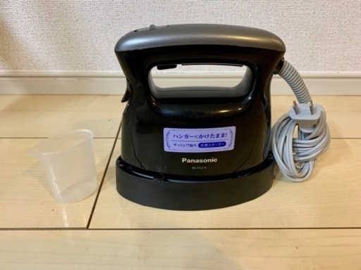 値下げしました！【Panasonic】アイロン　衣類スチーマー NI-FS470