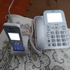 【中古・良品】NTT電話機★ＤＣＰ５８００Ｐ★子機電池予備付きの画像