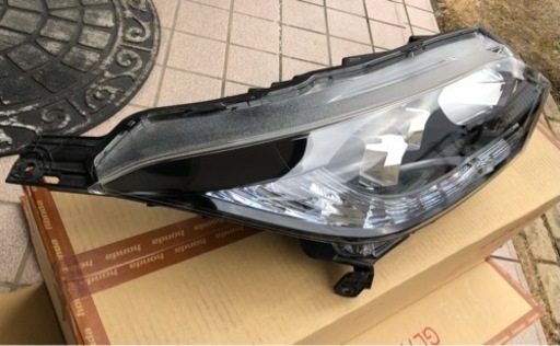 ⭐️ホンダヴェゼル⭐️RU3/4用 純正LEDヘッドライト右側 中古美品⭐️