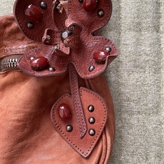 miumiu 革バッグの画像