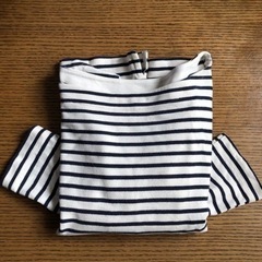 ユニクロ　ボーダーカットソー　Mサイズ