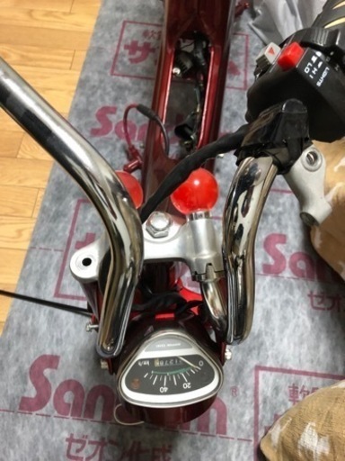 ホンダ　シャリー  キャンディーレッド